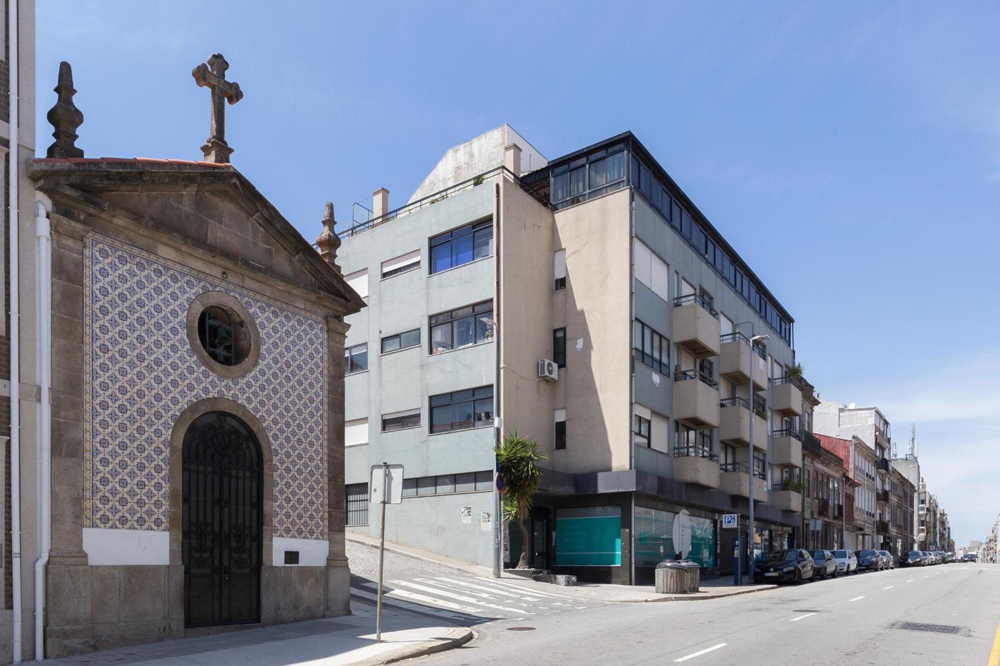 Host Wise - Comfy Bright Flats With Netflix Daire Porto Dış mekan fotoğraf